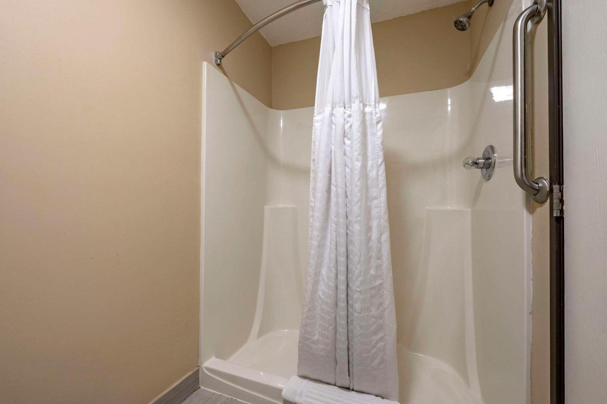 Comfort Inn Romeoville - Bolingbrook Bagian luar foto