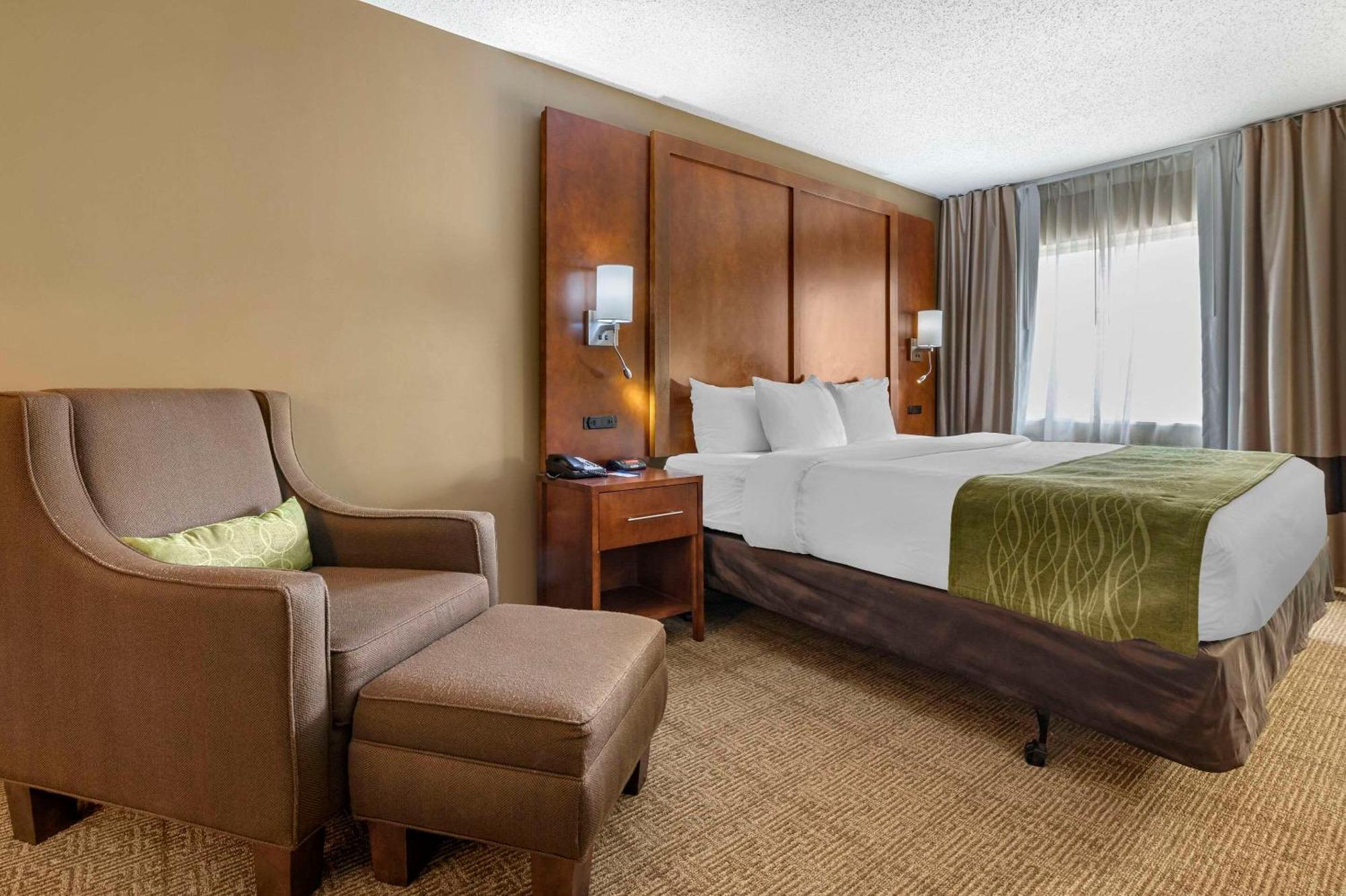 Comfort Inn Romeoville - Bolingbrook Bagian luar foto